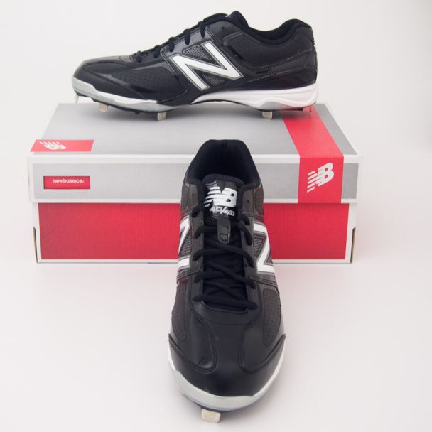 New Balance 4040 Low Cut Baseball Cleats MB4040BB in Black with White