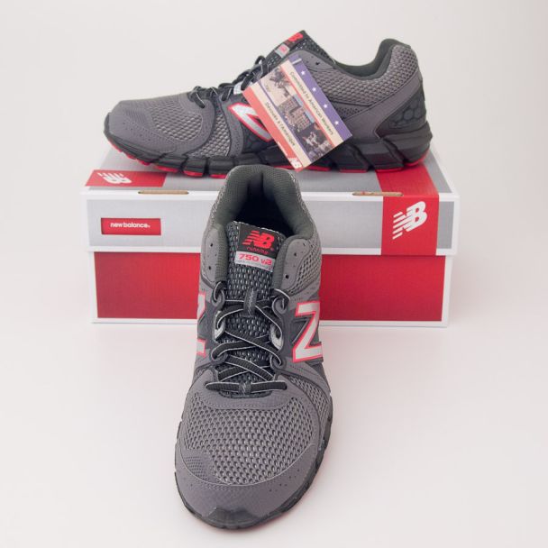 New Balance 750v2 Running Shoe M750GR2 in Grey with Red 