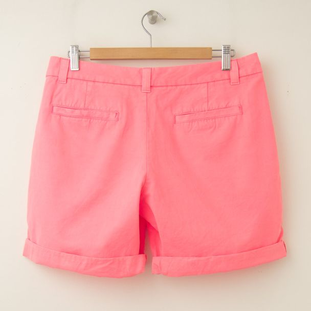 NEW Gap Women's Boyfriend Roll-Up Shorts in Neon Blazing Pink (back)