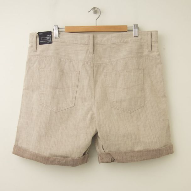 NEW Gap 1969 Summer Slim Denim Shorts in Brown (back)