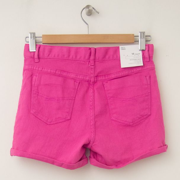 GapKids Girl's 1969 Classic Rolled Hem Denim Shorts in Phoebe Pink (back)