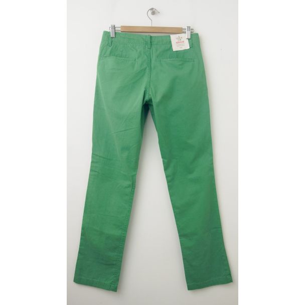 NEW Gap Men's Lived-In Slim Khaki Pants in Pixie Green (back)