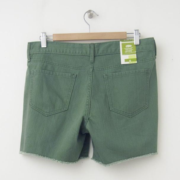 NEW Old Navy The Sweetheart 5" Denim Cut-Off Shorts in Ferns Worth 