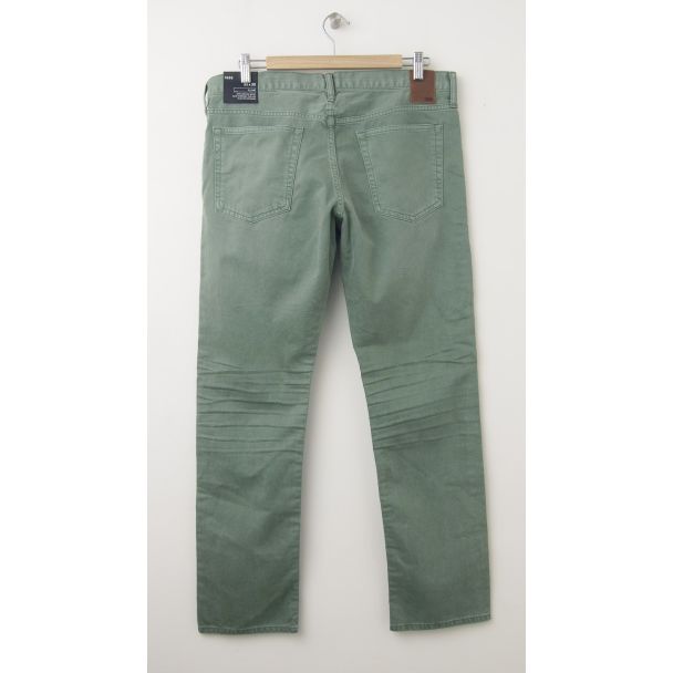 NEW Gap 1696 Slim Twill Pants in Sage (back)