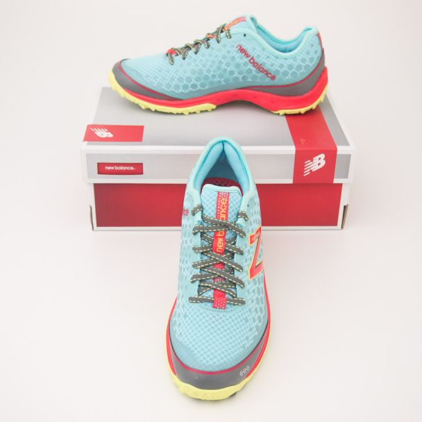 New Balance Women's 1690 Running Shoe W1690BG1 in Blue