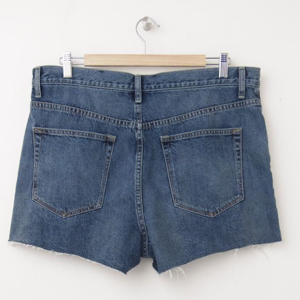 NEW Gap 1969 Raw-Edge High-Rise Cut-Off Denim Shorts in Galleon Wash