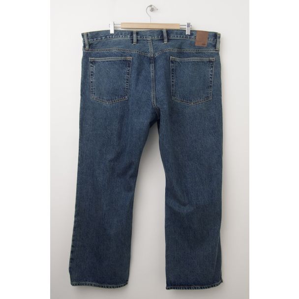 NEW Gap 1969 Easy Fit Jeans in Dark Stonewash (back)