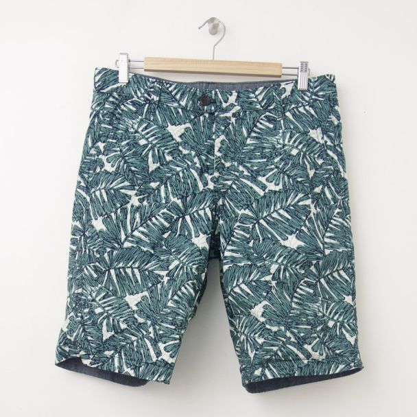 NEW Gap Reversible Print Chambray Shorts (11") in Floral Print