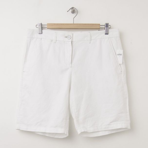 NEW Gap Boyfriend Roll-Up Linen Bermuda Shorts in Optic White