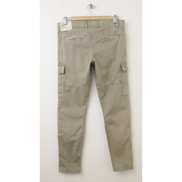 Gap Skinny Mini Cargo Khaki Pants in Olive Branch (back)