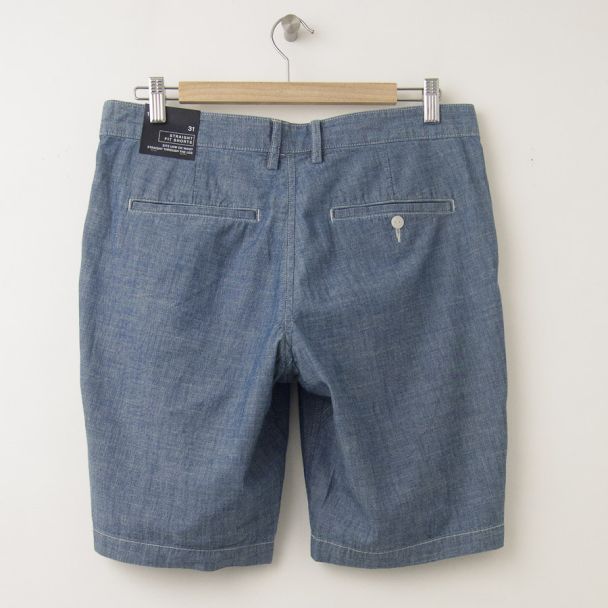 NEW Gap Classic Straight Fit Chambray Shorts (10") in Denim 