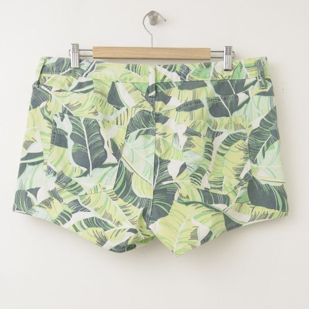 NEW Gap 1969 Colorblock Maddie Slim Denim Shorts in Pink Dogwood-32