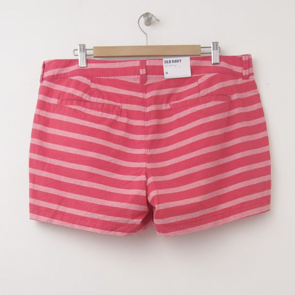 NEW Old Navy Printed 3.5" Shorts in Pink Stripe (back)