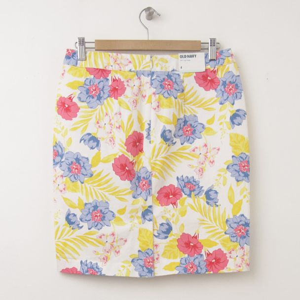 NEW Old Navy Twill Pencil Skirt in Multi Floral (back)