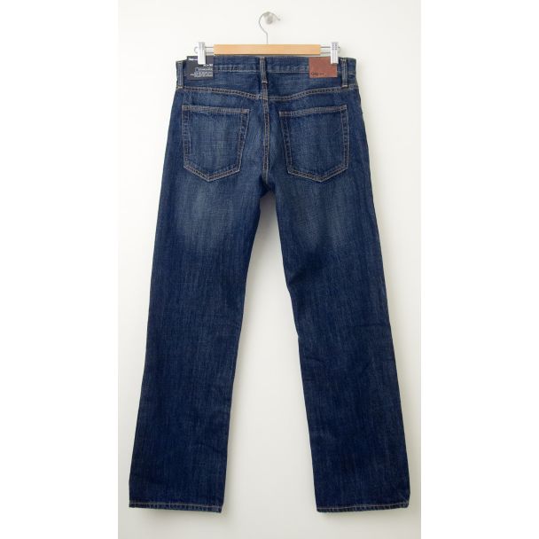 NEW Gap 1969 Standard Fit Jeans in Medium Vintage Detroit Wash (back)