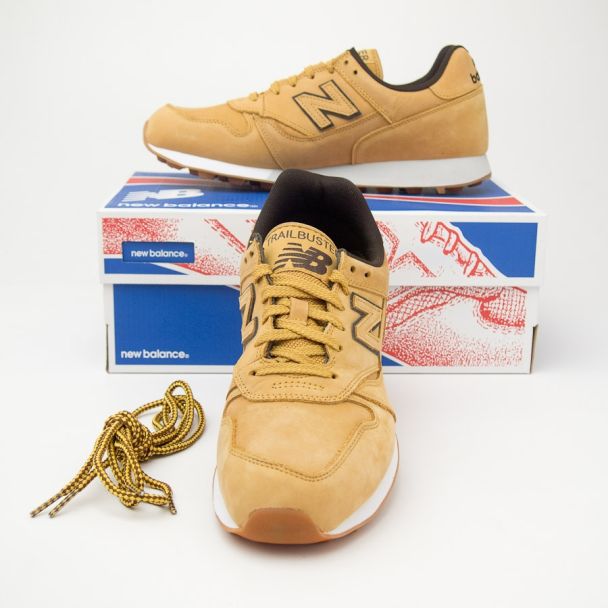 New Balance Men's Classic Trailbuster Running Shoe TBTBWB in Wheat