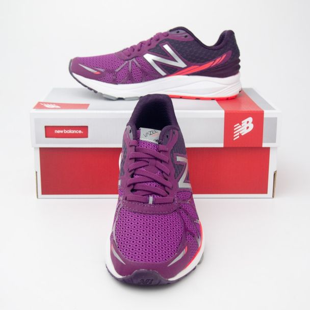 New Balance Women's Vazee Pace Running Shoe WPACEPF in Burgundy