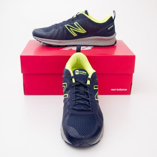 New Balance Men's 590v4 Trail Running Shoes MT590LN4 in Pigment 