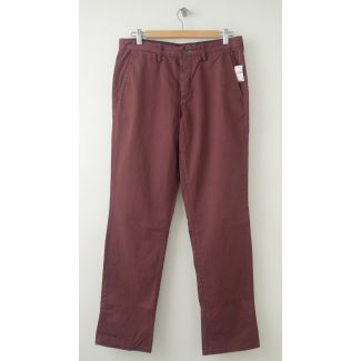 NEW Gap Men's 1969 Slim Fit Denim Washed Khaki Pants in Vintage Wine