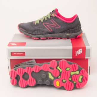 New Balance Women's Minimus 1010 Trail Running Shoe in Grey WT1010GP
