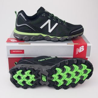 New Balance Men's 710v2 Trail Running Shoe MT710BG2 in Black