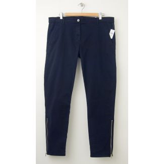 NEW Gap Super Skinny Ankle-Zip Khaki Pants in New Classic Navy
